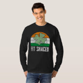 Fit Shaced Irish Drinking  Drunk St Patrick s Day  T-shirt (Voorkant volledig)