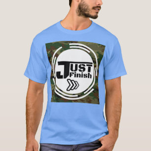 Fitness Motivation maakt de militaire salute af T-shirt