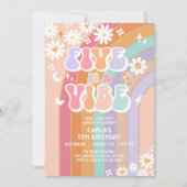FIVE is een Vibe Daisy Rainbow Groovy 5e Verjaarda Kaart (Voorkant)