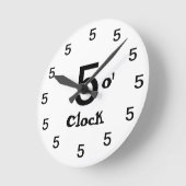 Five o' clock ronde klok (Hoek)