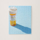Flacon vol met medicatie legpuzzel (Verticaal)