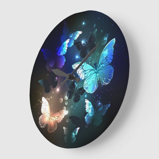 Fladderende Nachtvlinder Grote Klok (Hoek)