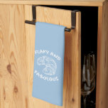 Flaky en fantastische Franse croissant Theedoek<br><div class="desc">Je kunt nooit verkeerd gaan met een goede croissant. Vier dat wonder van Franse bakkerijen met deze Flaky en Fabulous keukenhanddoek.</div>