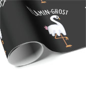 Flamin-ghost Funny Flamingo Ghost Pun Dark BG Cadeaupapier (Rol Hoek)