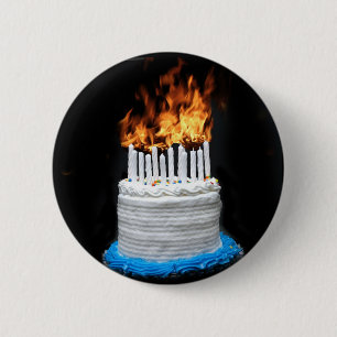 Flaming Birthday Cake Ronde Button 5,7 Cm