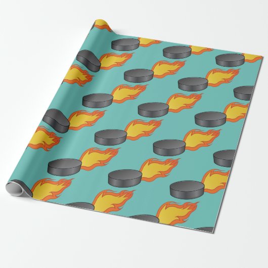 Flaming Hockey Puck Cadeaupapier (Uitgerold)