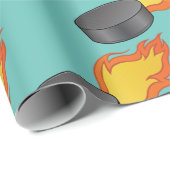 Flaming Hockey Puck Cadeaupapier (Rol Hoek)