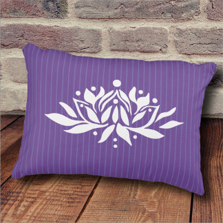  Flaming Lotus Flower Accent Kussen