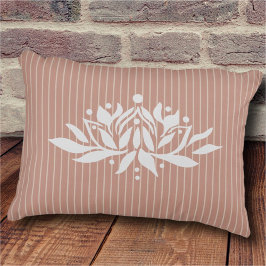  Flaming Lotus Flower Accent Kussen