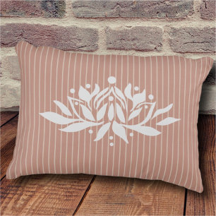  Flaming Lotus Flower Accent Kussen