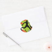 Flaming Soccer T shirten en geschenken Ronde Sticker (Envelop)