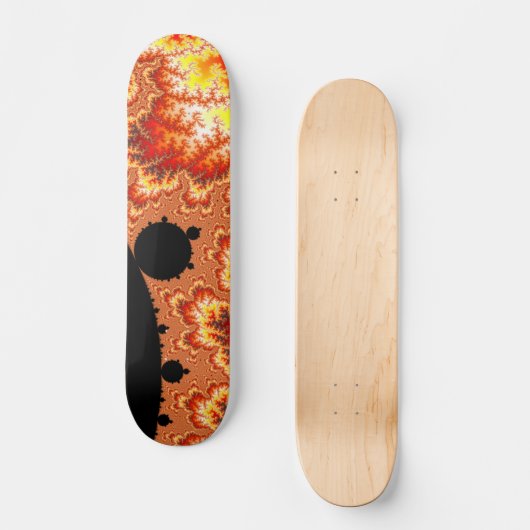 Flaming Sun - Fractal Skateboard (Voorkant)