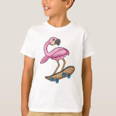 Flamingo als Skater met Skateboard T-shirt (Voorkant)