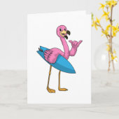 Flamingo als surfer met surfplank kaart (Gele Bloem)