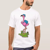 Flamingo as Hiker with Backpack T-shirt (Voorkant)