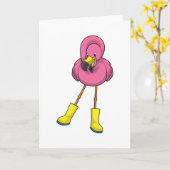 Flamingo bij Regen met Rubberlaarzen Kaart (Gele Bloem)