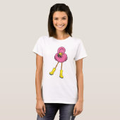 Flamingo bij regenen met rubberlaarzen t-shirt (Voorkant volledig)