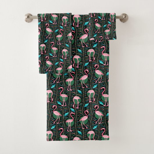 Flamingo Birds 20s Deco Ferns Pattern Black Pink Bad Handdoek (Insitu)