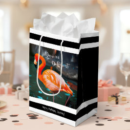 Flamingo Black White Stripes Script Naam Modern Medium Cadeauzakje
