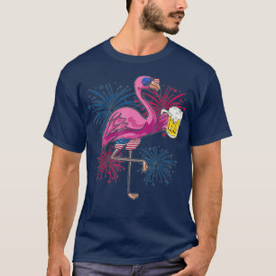 Flamingo Cheer Bier Amerikaanse Vlag Vuurwerk Dag T-shirt