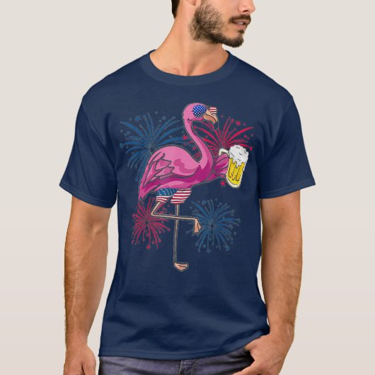 Flamingo Cheer Bier Amerikaanse Vlag Vuurwerk Dag T-shirt (Voorkant)