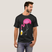 Flamingo Drink Beer Funny Pink Flamingo T-shirt (Voorkant volledig)