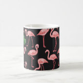 Flamingo Elegance: Monstera Fusion. Koffiemok (Center)