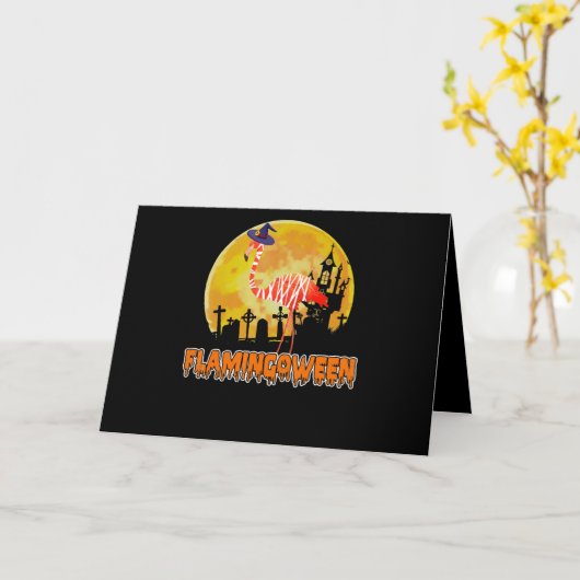 Flamingo| Flamingtussen Funny Witch Halloween Kaart (Gele Bloem)
