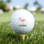 Flamingo in het gras golfballen
