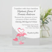 Flamingo Love Grote Maan bruiloft uitnodiging (Staand voorkant)