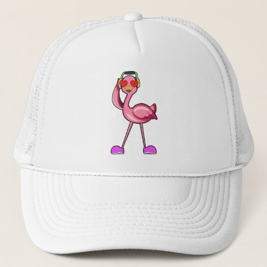 Flamingo met hoofdtelefoon en harten trucker pet (Voorkant)