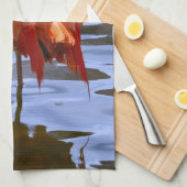 Flamingo op één been in het water theedoek (Quarter Fold)