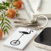 Flamingo op een wiel Quirky Silhouette Sleutelhanger (Voorkant Rechts)