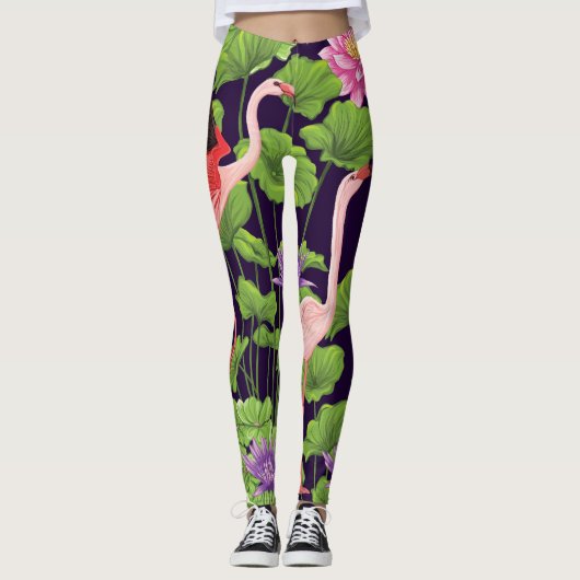 Flamingo, planten, zwarte achtergrond. leggings (Voorkant)