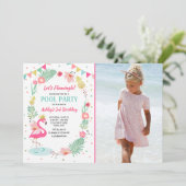 Flamingo Pool party nodiging Tropical Birthday Kaart (Staand voorkant)
