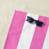 Flamingo roze en witte strepen | Beach House Strandlaken (In situ)