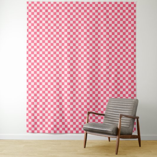Flamingo sorbet checkerboard pattern wandkleed (In situ)
