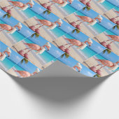 Flamingo Wearing Winter Hat and Scarf Cadeaupapier (Hoek)