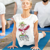 Flamingo Yoga Namaste Baai Strand Vibes T-shirt