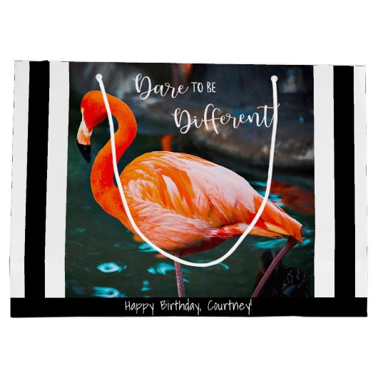 Flamingo Zwart Wit Strepen Modern Script Naam Groot Cadeauzakje (Achterkant)