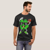 Flamingo's zijn mijn gelukkige charme St Patricks  T-shirt (Voorkant volledig)