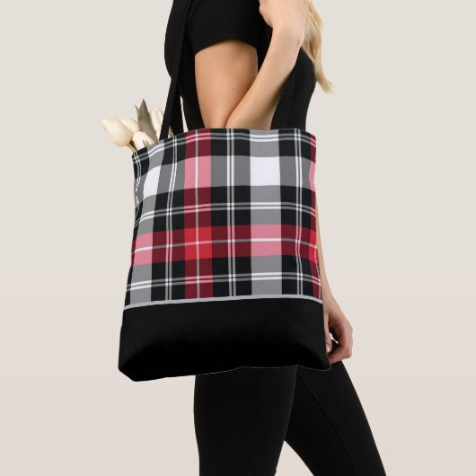 Flanel Zwart, Wit, en Rode Tartan Plaid Tote Bag (Dichtbij)
