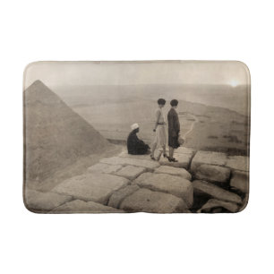 Flapper Girls Sunrise Khufu Pyramid, Egypte 1920 Badmat