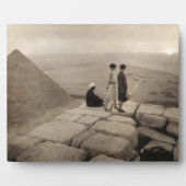 Flapper Girls Sunrise Khufu Pyramid, Egypte 1920 Fotoplaat (Voorkant)