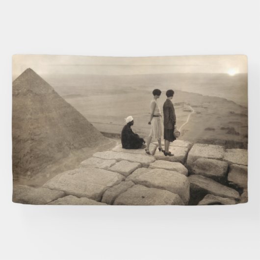Flapper Girls Sunrise Khufu Pyramid, Egypte 1920 Spandoek (Horizontaal)