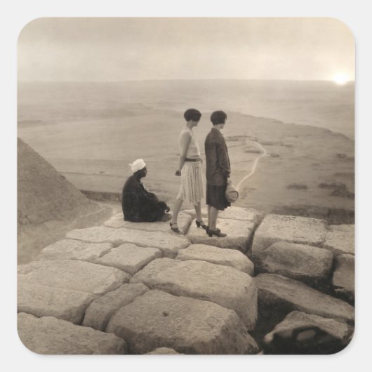 Flapper Girls Sunrise Khufu Pyramid, Egypte 1920 Vierkante Sticker (Voorkant)