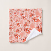Flashy-zalm rood met wat helder en verdraaid bad handdoek (Wasdoekje)