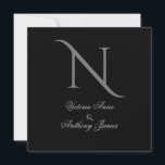 Flat Card<br><div class="desc">Mooie zwarte met gouden bladaccenten met een monogram huwelijksuitnodiging die chic en elegant is. Faux goud. Eenvoudige elegantie op zijn best. Minimalistisch en modern. En vergeet niet,  chic.</div>