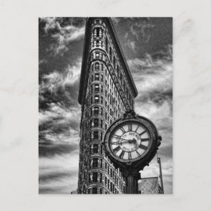 Flatiron Building and Clock in Black and White Briefkaart