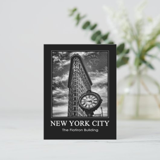 Flatiron Building en klok in zwart-wit 1C Briefkaart (Staand voorkant)